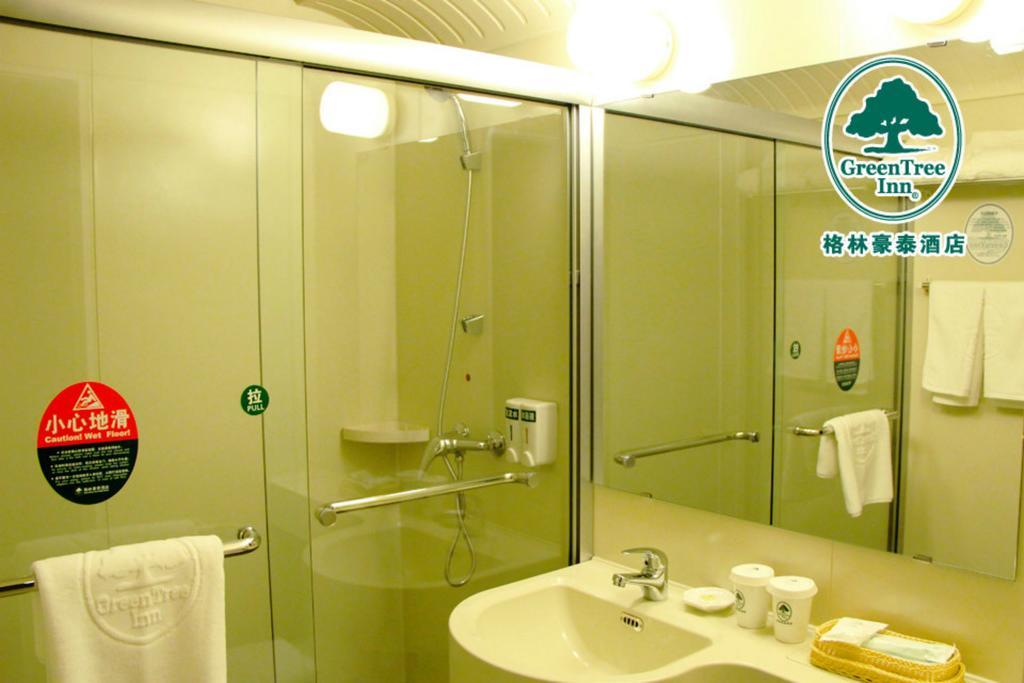 Greentree Inn Shanghai Zhongshan Hutai Hotel Eksteriør bilde